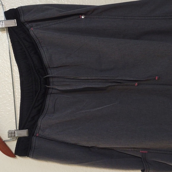 USED SCRUB STAR SCRUB PANTS GRAY AND PINK SIZE MEDIUM - Picture 2 of 11